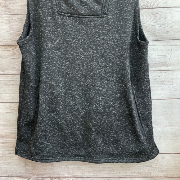 MOUNTAIN KHAKI NORRIS VEST IN BLACK - Picture 3 of 5